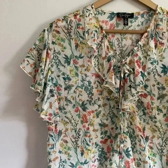 Jessica Simpson Floral Blouse - Picture 7 of 11